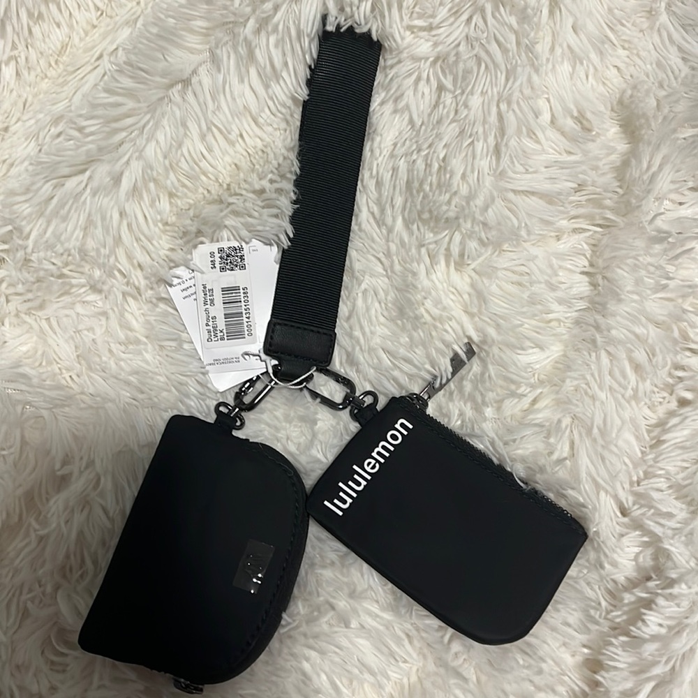 lululemon dual pouch keychain